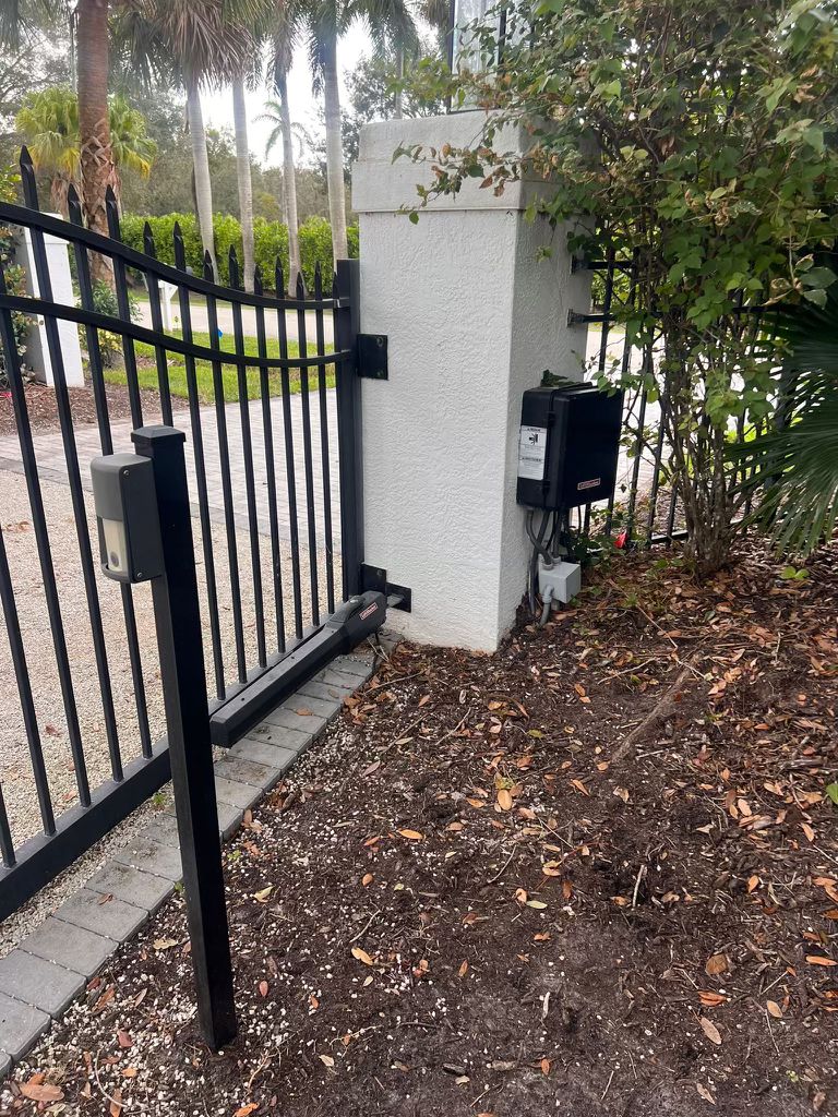 LiftMaster Gate Repair in Mid-City, CA | Mega Gate Repair Hollywood