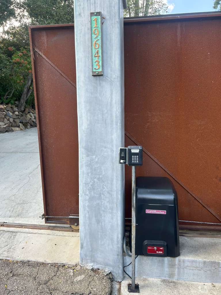 Gate Access Control in Los Feliz, CA | Mega Gate Repair Hollywood
