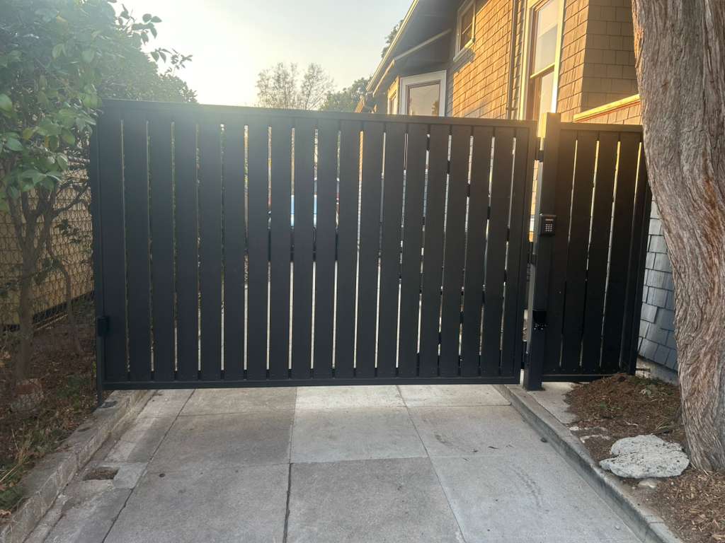 Gate Access Control in Pico-Robertson, CA | Mega Gate Repair Hollywood