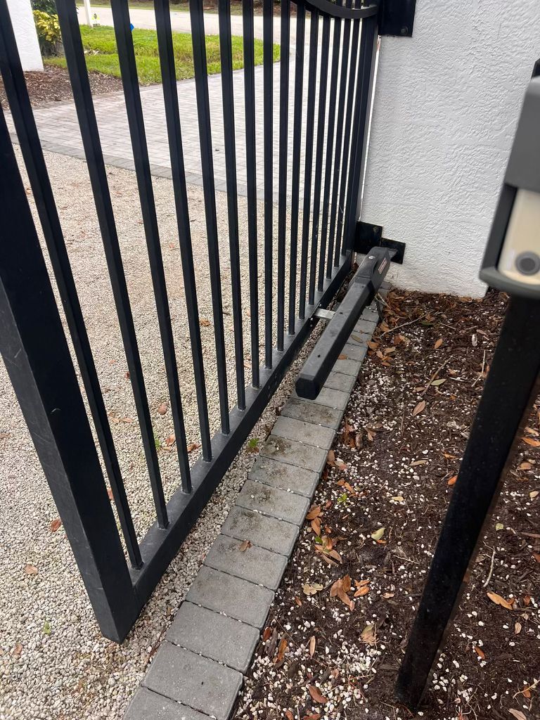 Gate Installation in North Hollywood, CA | Mega Gate Repair Hollywood