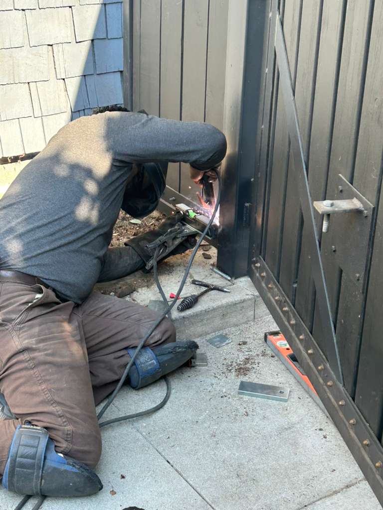 Gate Repair in Mid-City, CA | Mega Gate Repair Hollywood